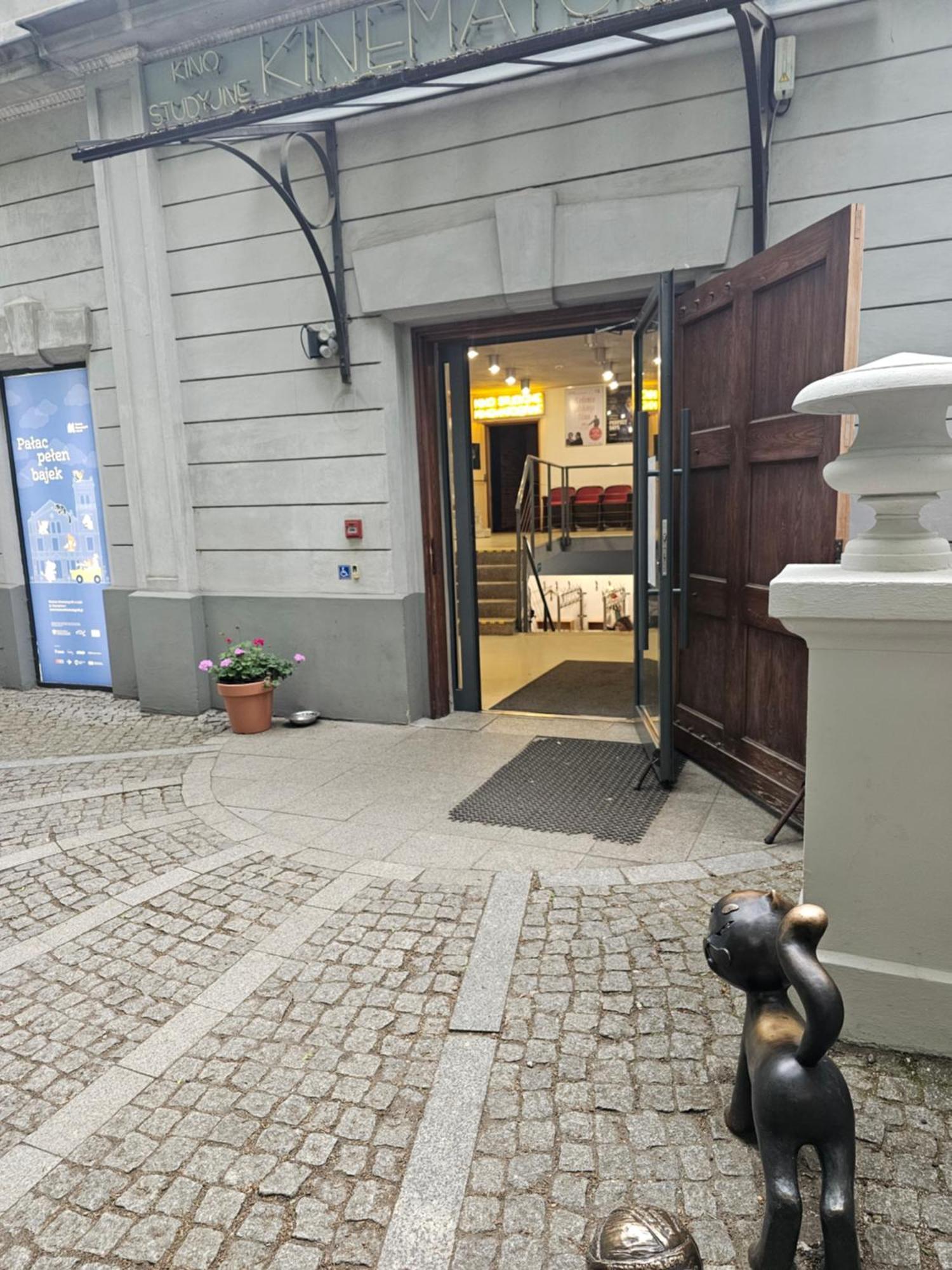 Apartament Przy Szkole Filmowej, Darmowy Parking Lodz  Luaran gambar